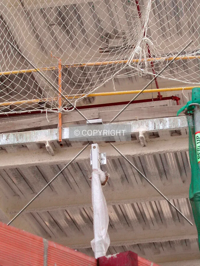 First elements for the courtain wall