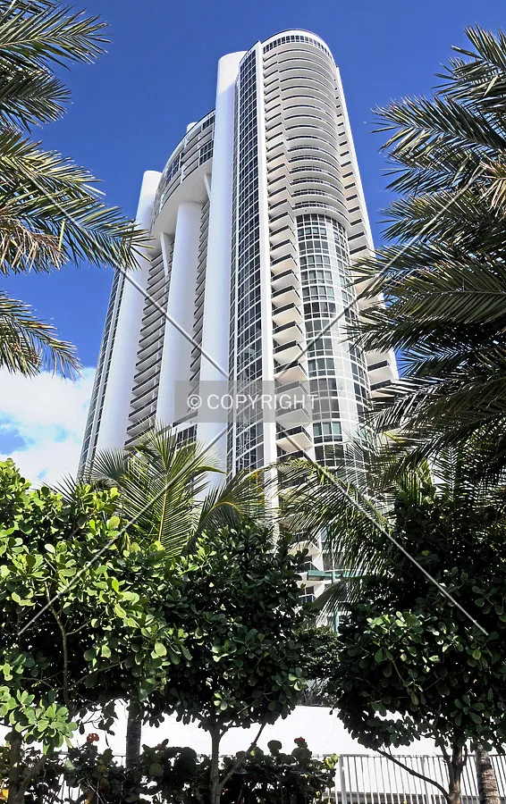 View from the west along Collins Avenue