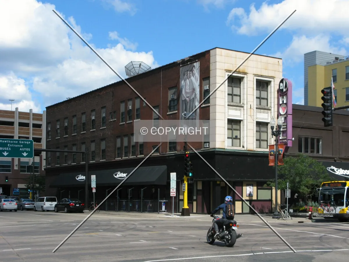 View to the north across 9th Street & Hennepin Avenue