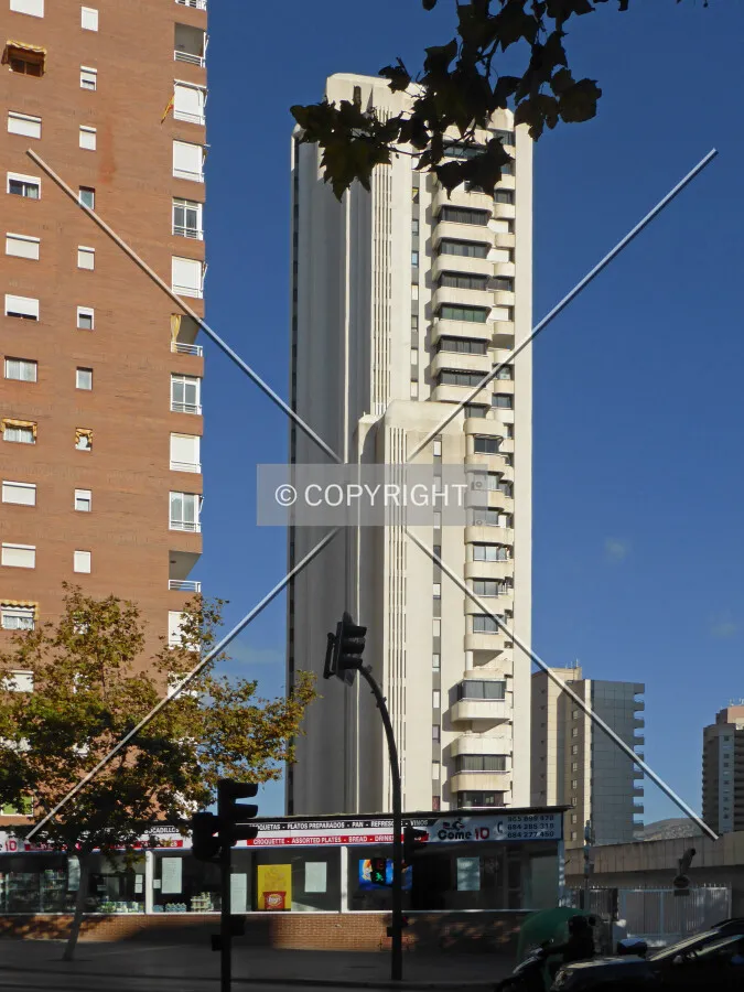 Photo 396-105-979