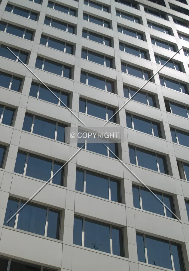 Looking up to the southern façade