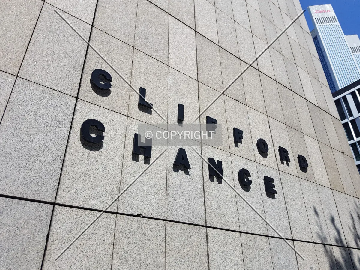 Logo of CLIFFORD CHANCE