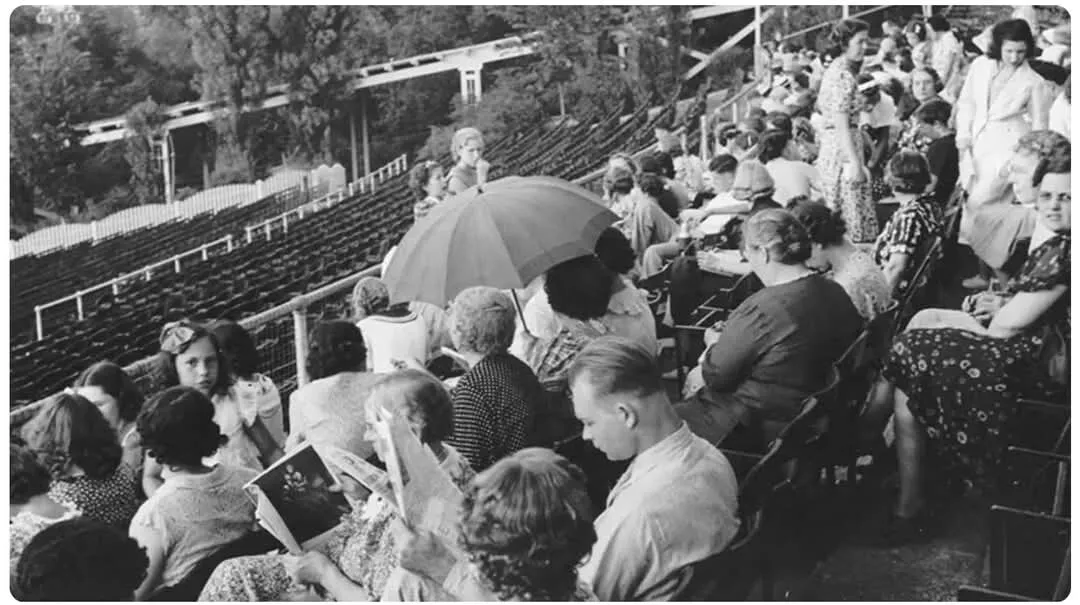 Free seats; 1938