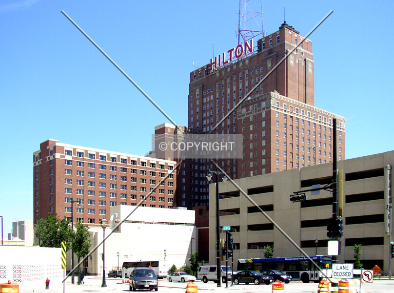 Photo 398-724-279