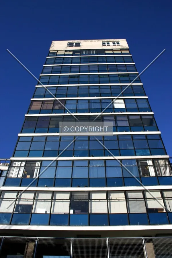 Looking up from Archway Mall