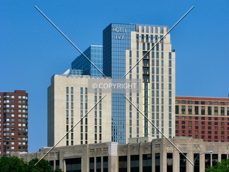 Photo 399-784-752