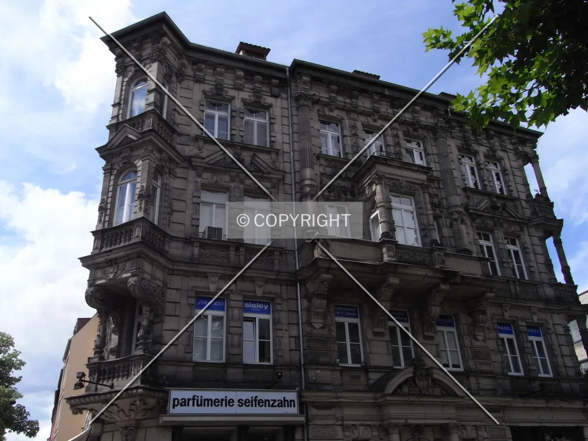 Neo-baroque facade