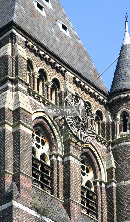 Looking up at the clock tower from Rosslyn Hill