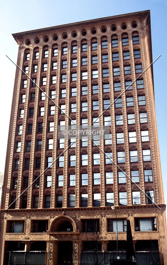 View from the east on Pearl Street