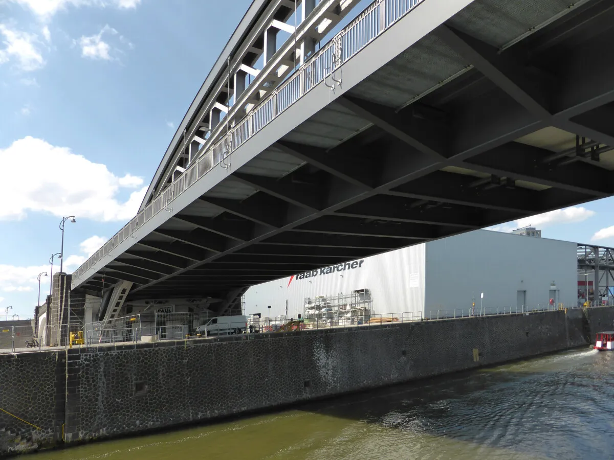Photo 403-056-813