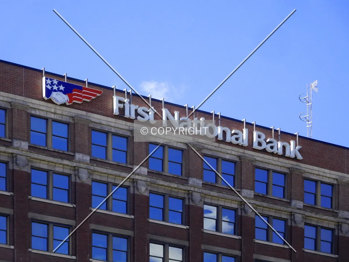 Signage atop the eastern side