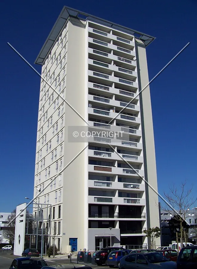 Southeast corner view