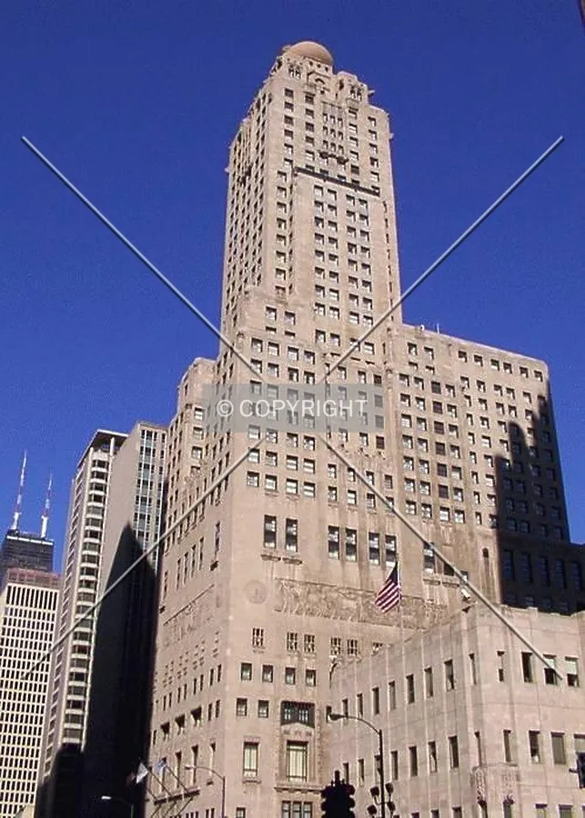 Looking up Michigan Avenue