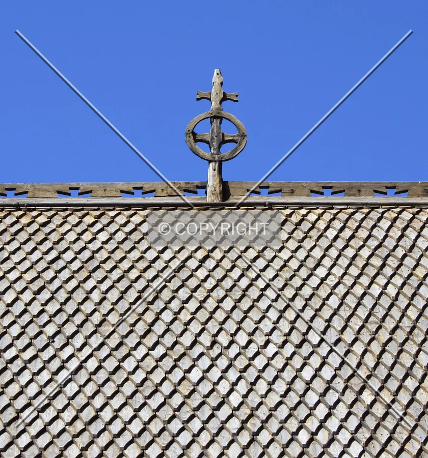 Roof top detail as seen from the south