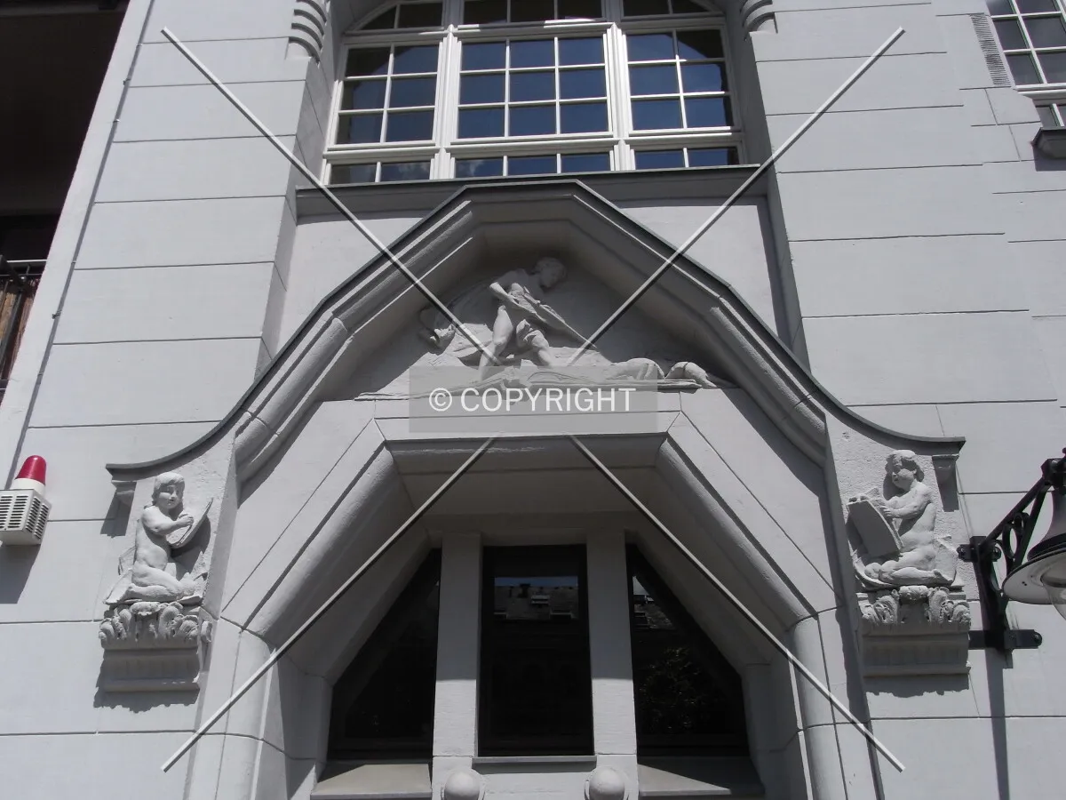 Facade decoration at Haus des Handwerks