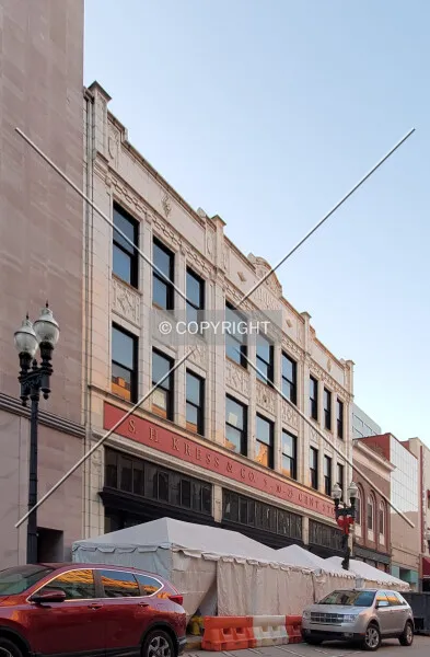 Photo 411-246-547