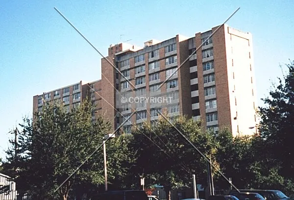 View to the southeast from Cesar Chavez Street