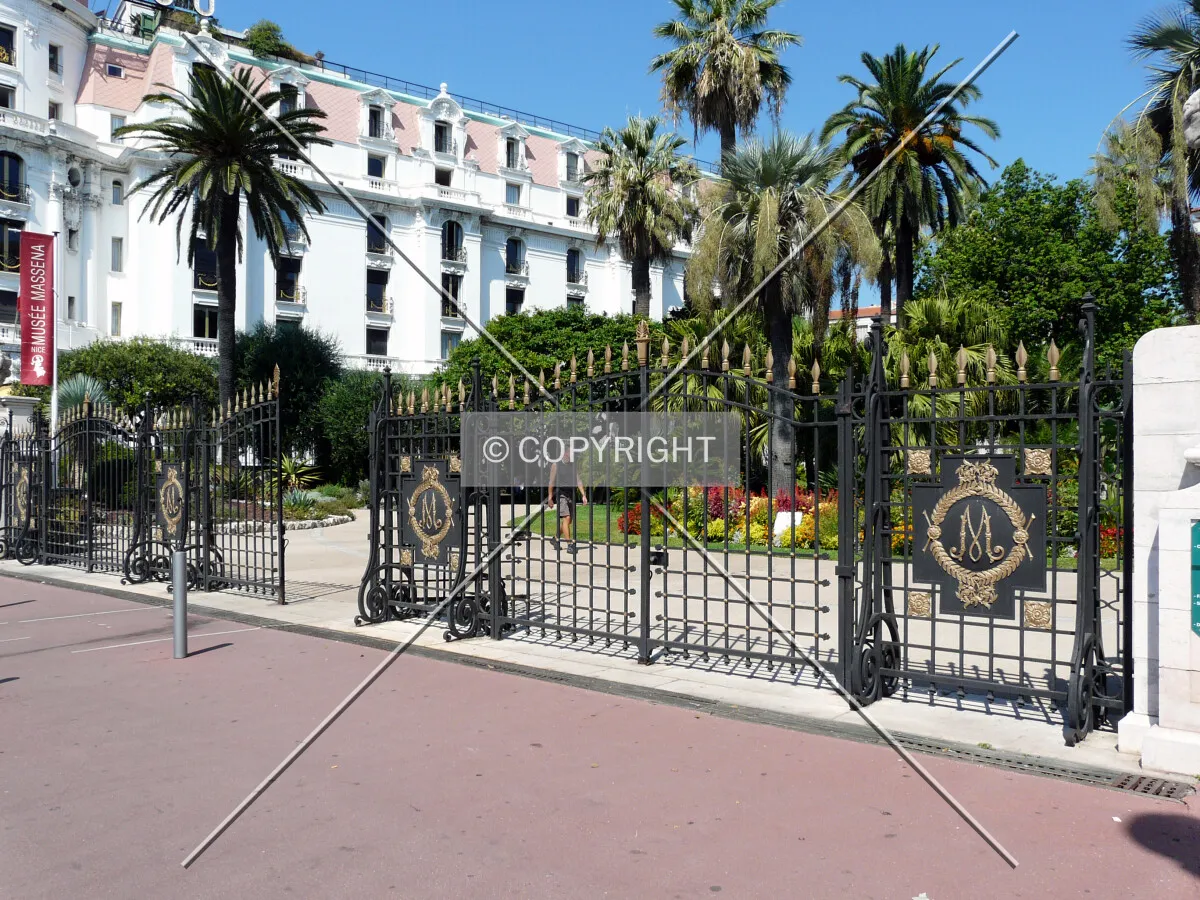 Gardens entrance on Promenade des Anglais