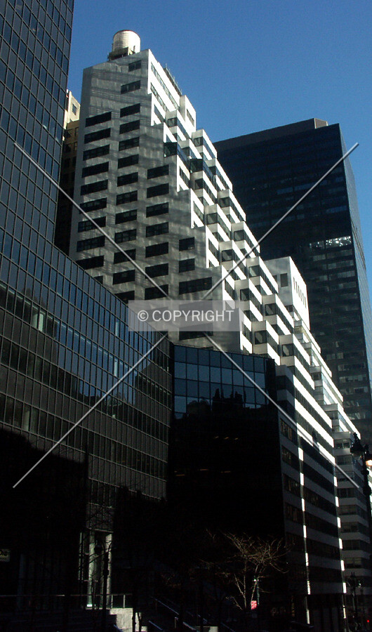 View from the west with reflected light off 101 Park Avenue Tower (at left)