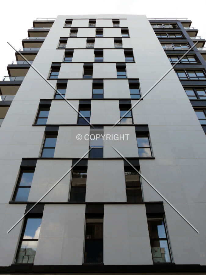 Northeast side along Rue des Frigos