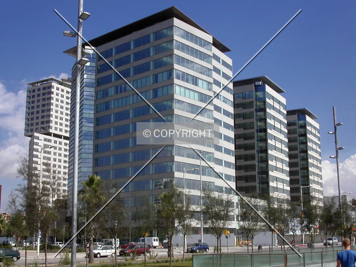 The complex as seen from the promenade