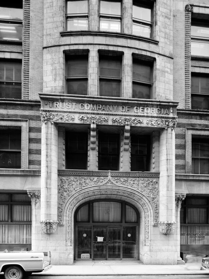 Pryor Street entrance