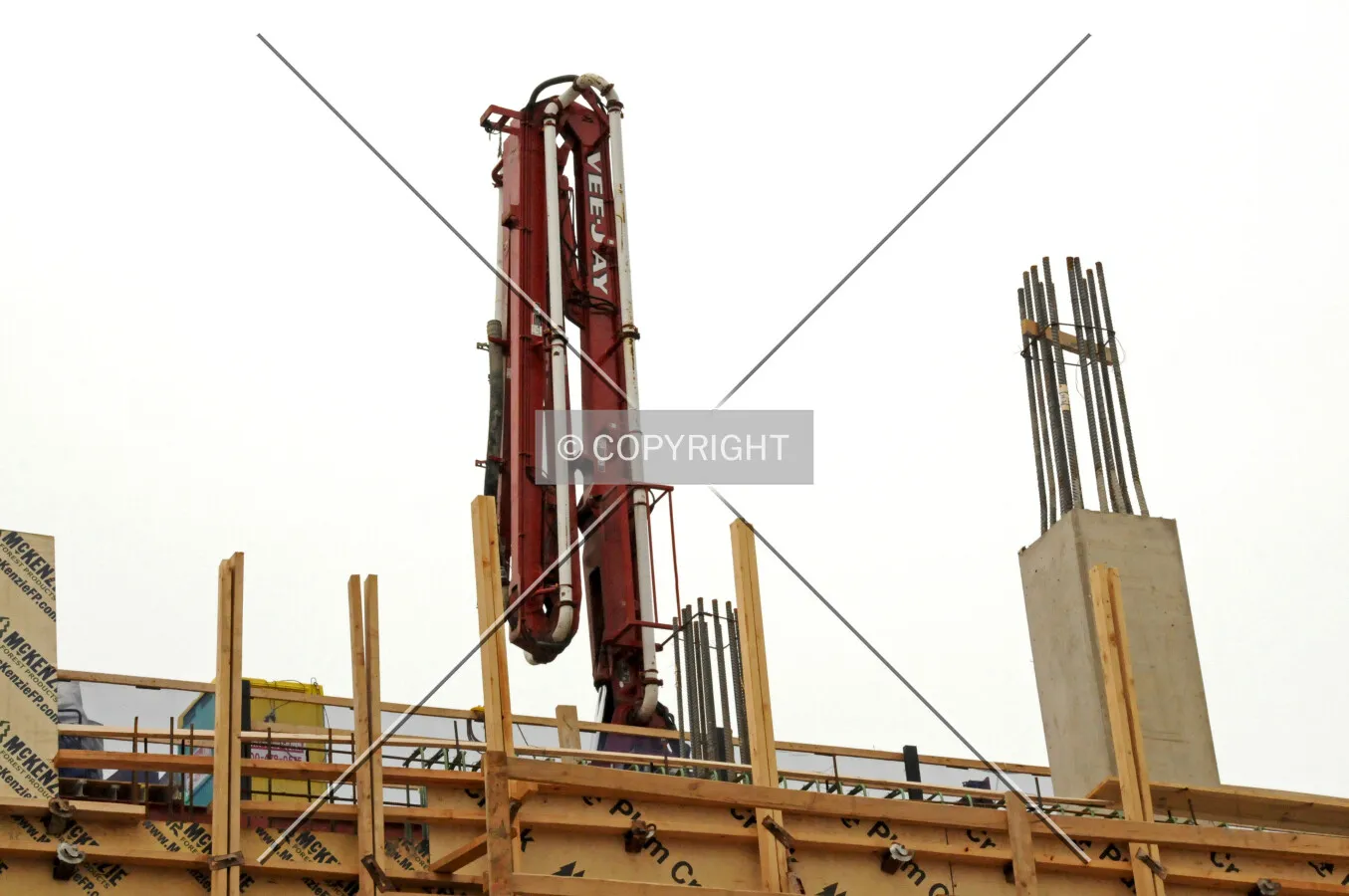 Concrete pump boom