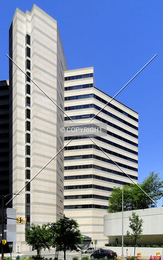 From North Kent Street to the southwest