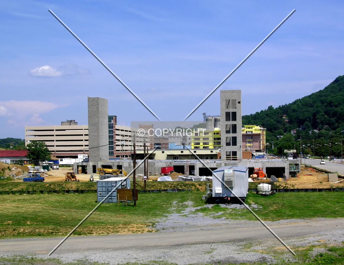 From Franklin Road to the west