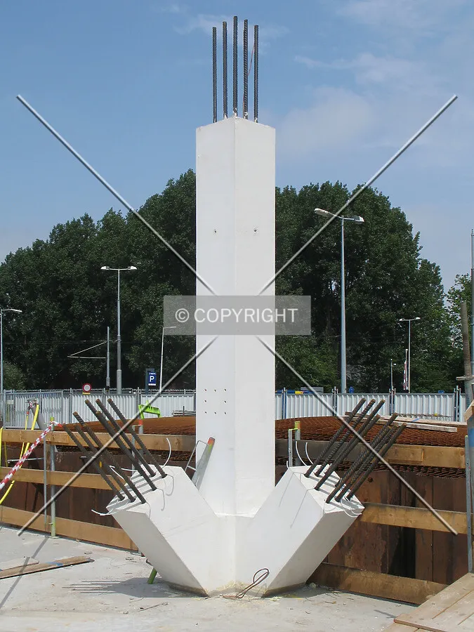 Precast column