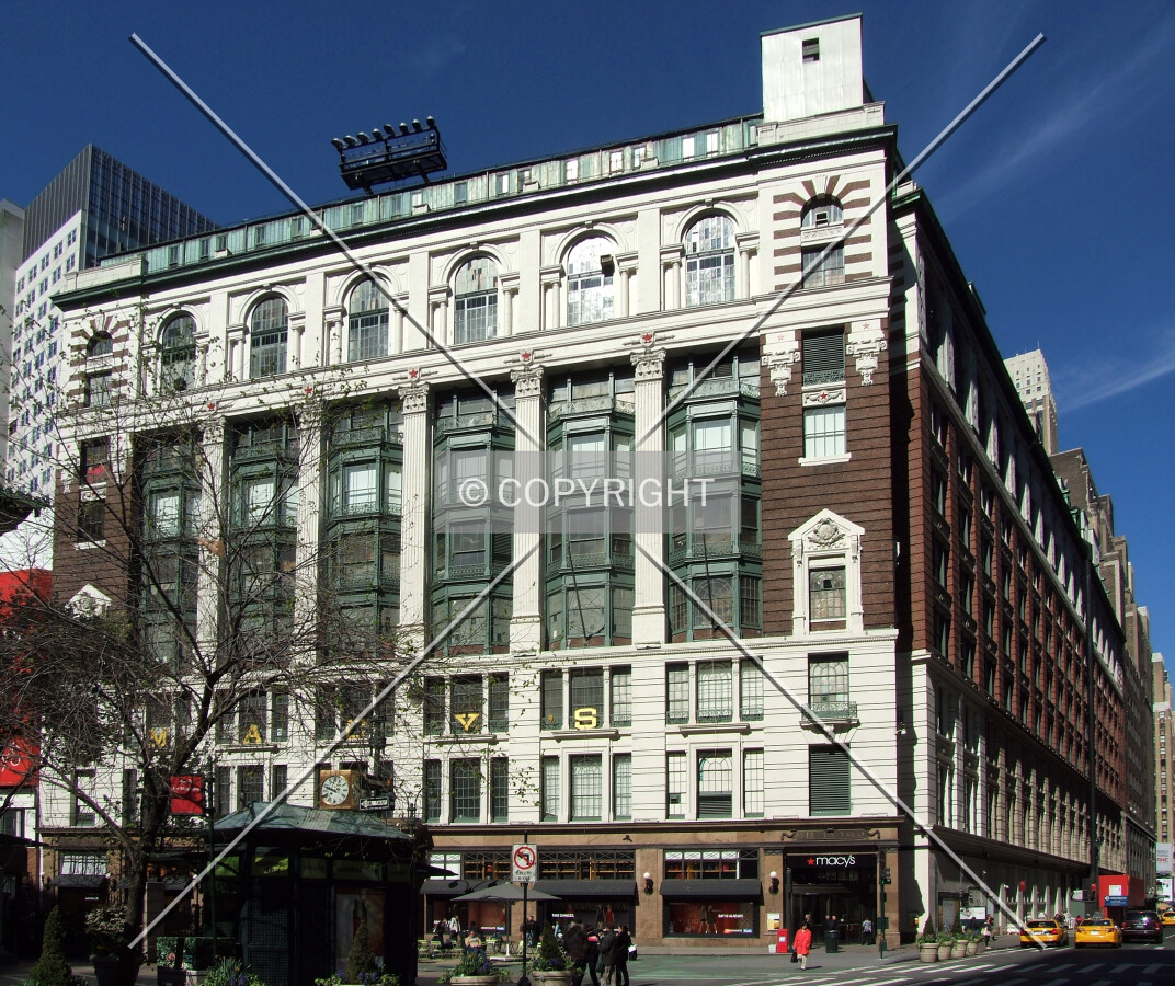 View from the southeast along 35th Street at Broadway