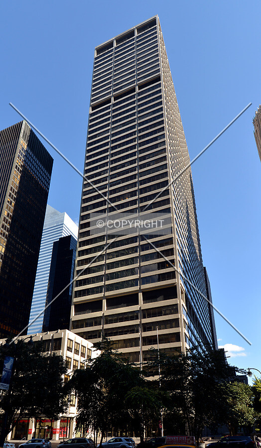 View from the west at 51st Street and Park Avenue