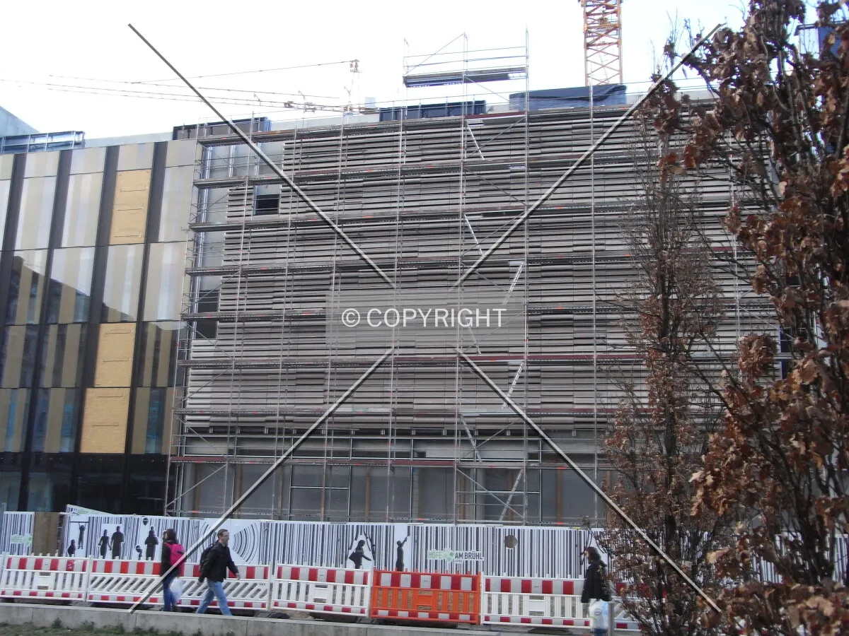 Facade going up at Höfe am Brühl