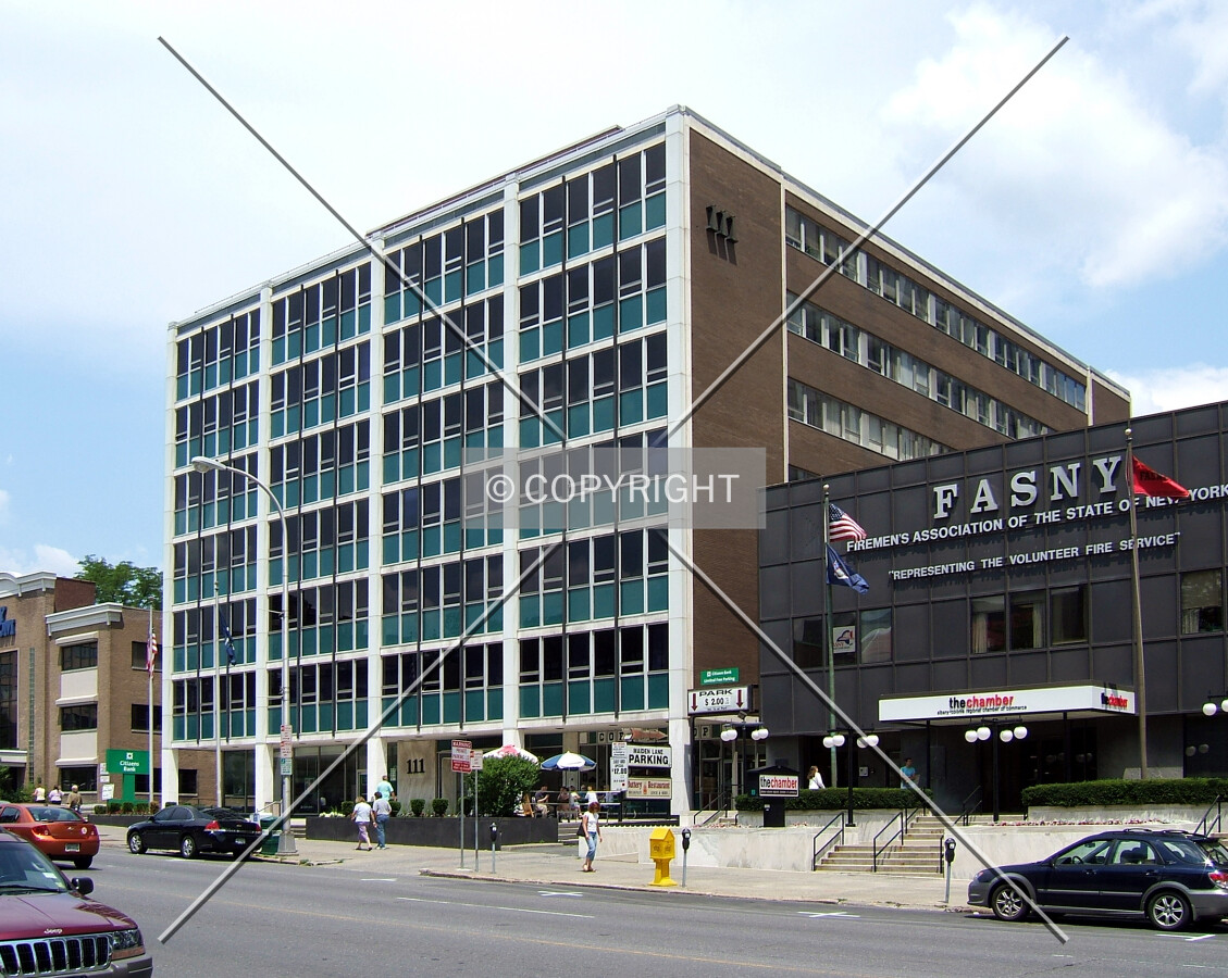 View from the south on Washington Avenue
