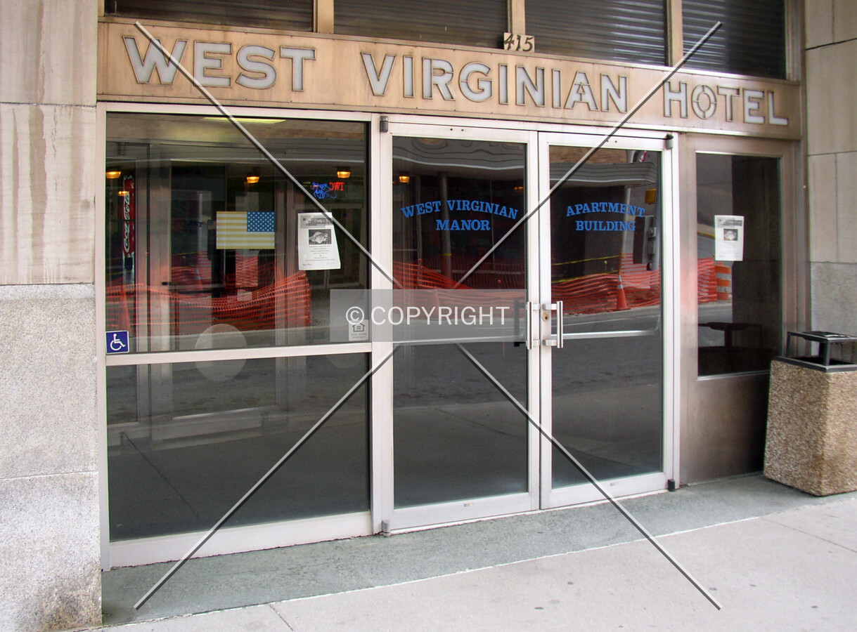Main entrance and art deco signage off Federal Street