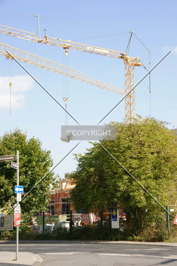 A construction crane