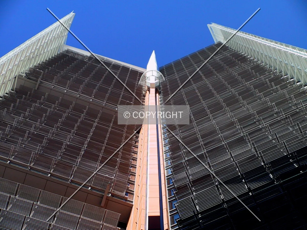 Looking up at the northside louvres