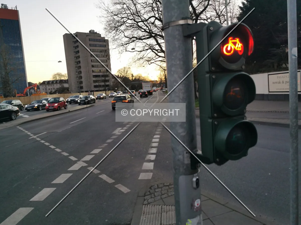 Traffic lights for bikes