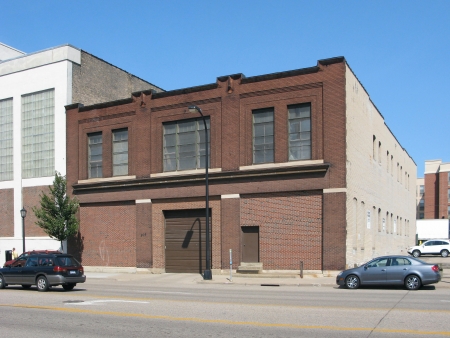 View to the north across Washington Avenue North