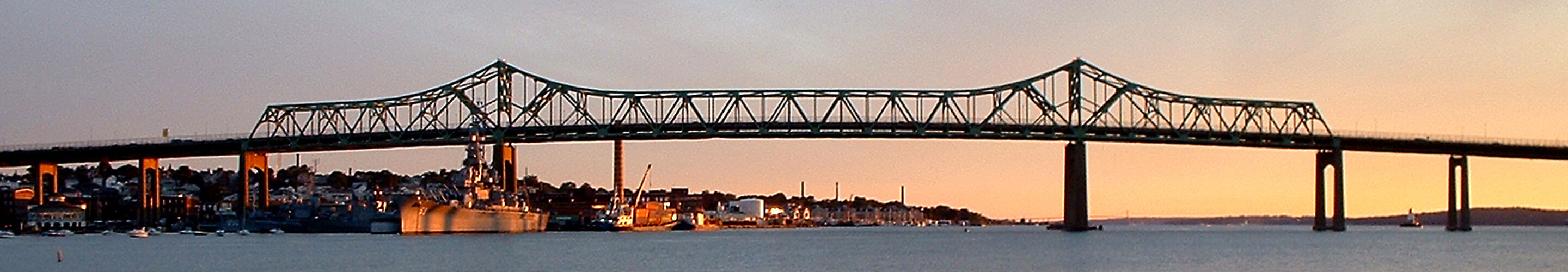 Panorama of Fall River