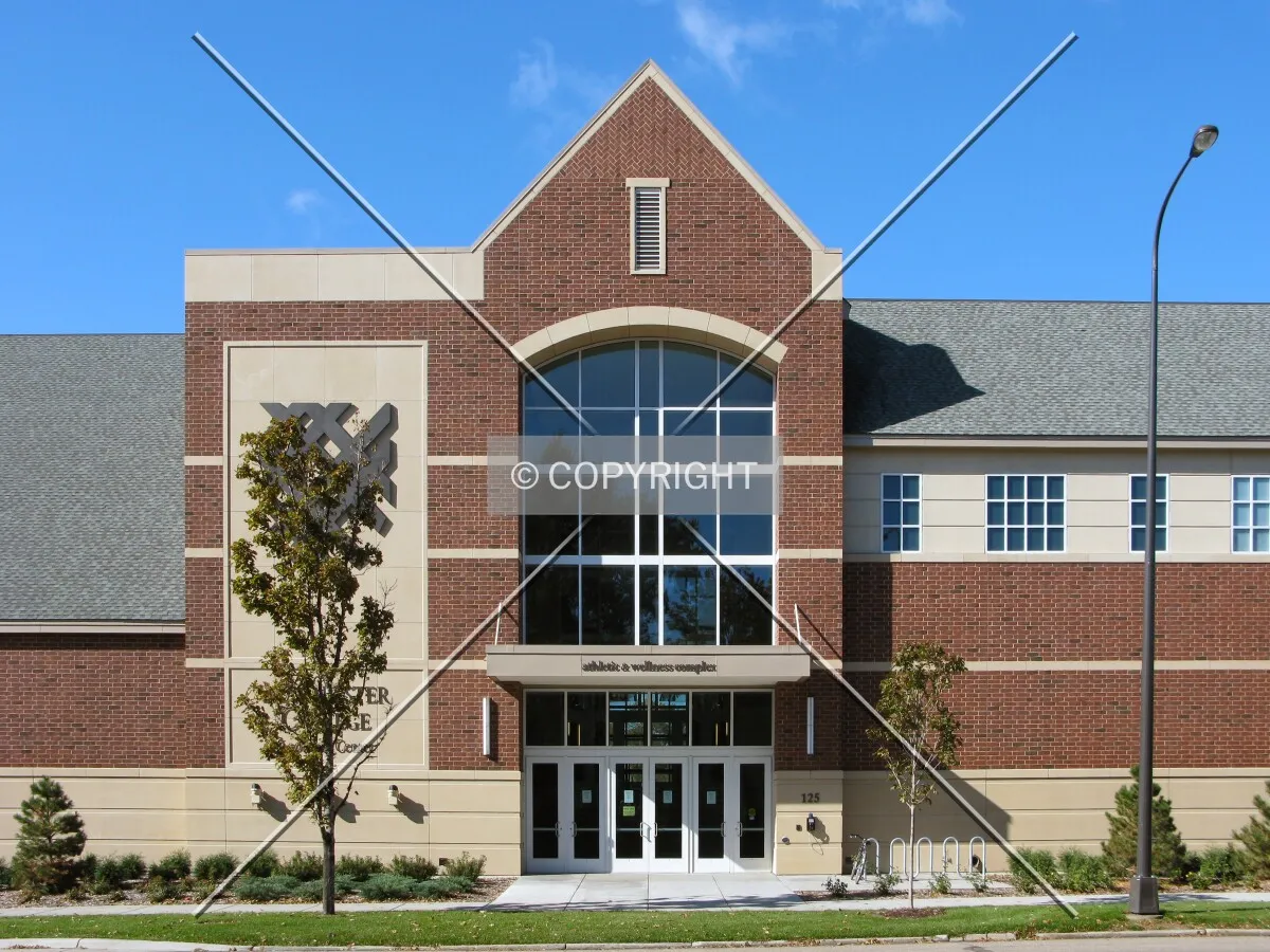 Snelling Avenue entrance