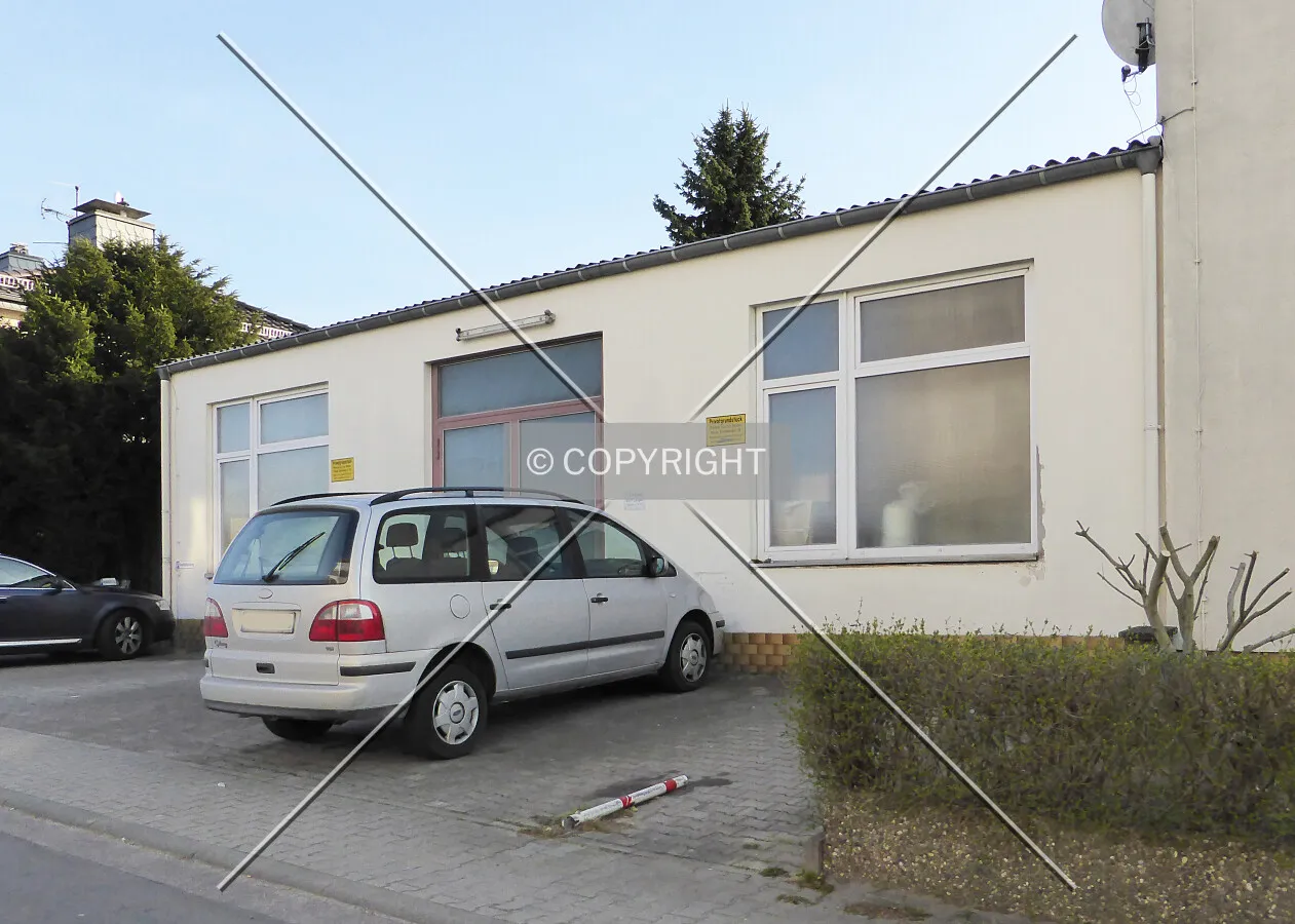 Photo 438-875-954
