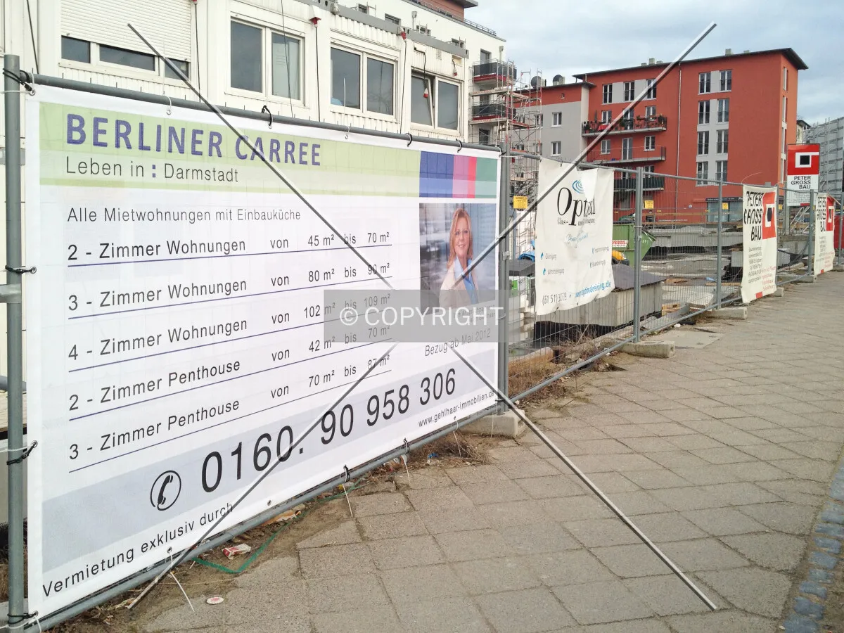 Rental sign for newly constructed apartments