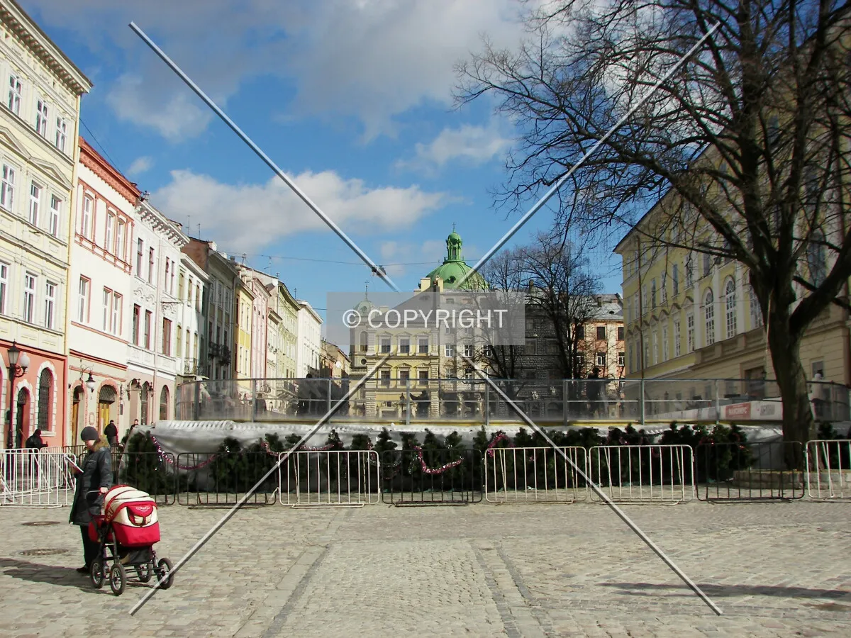 Looking across Rynok Square toward its eastern side
