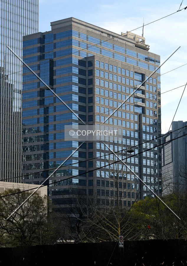 Photo 442-390-266