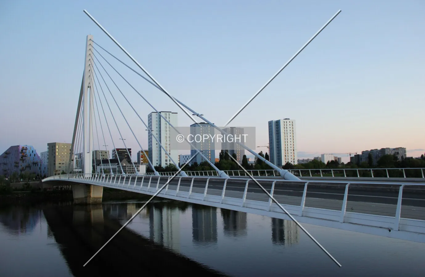Photo 443-107-756