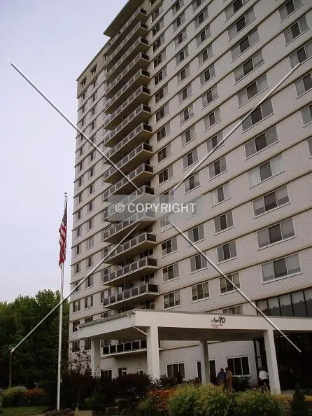 Photo 443-970-582