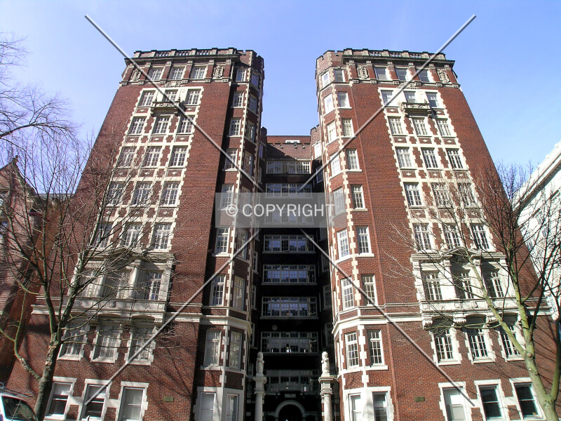 Photo 444-052-661