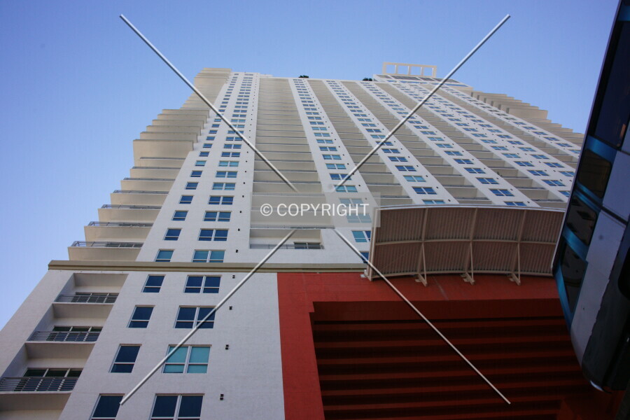 Photo 444-470-079