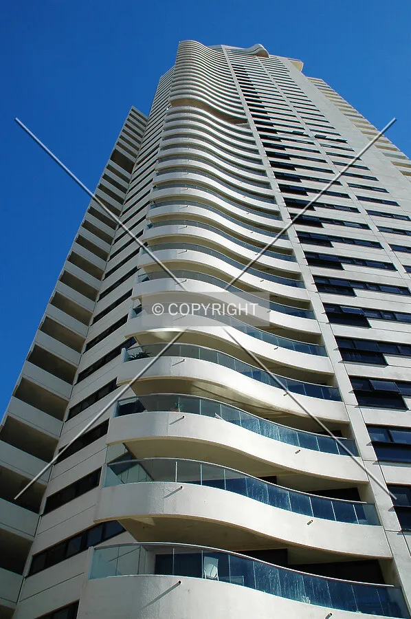 Looking up from Clapton Place